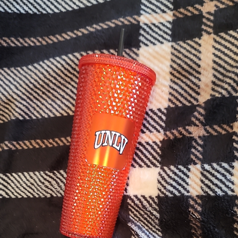 UNLV starbuckd Red textured Tumbler with Straw